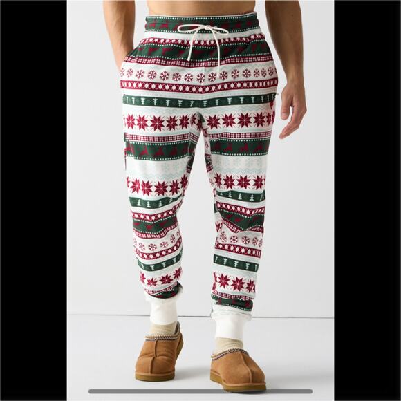 Fabletics The Go-To Jogger Holiday Fairisle - Picture 2 of 8